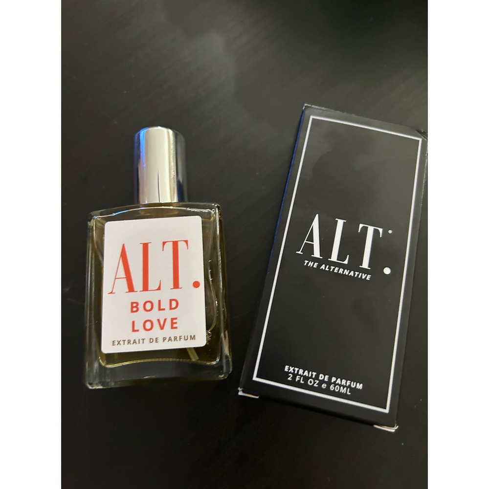 Bold Love 2 FL OZ 60ML Spray Bottle With Box ALT The Alternative